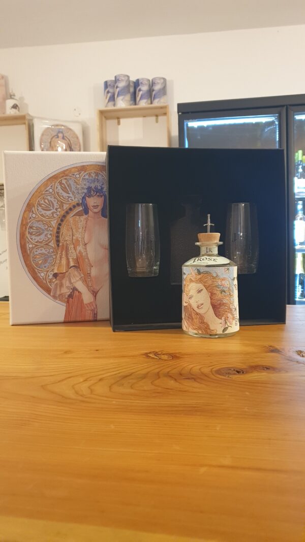J.Rose London Dry Gin with paper box and two glasses